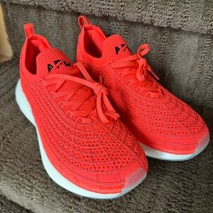 NEW APL Red orange Techloom Zipline Athletic Sneakers size 8